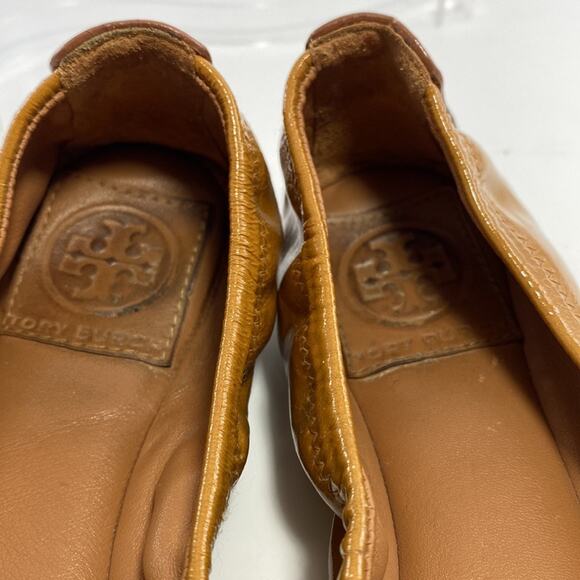 Tory Burch Eddie Ballet Flats Royal Tan Patent Leather Slip On Size 6.5 Medium - Picture 14 of 14